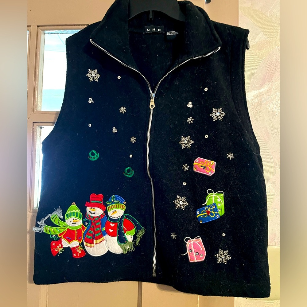 Snowman zippered vest